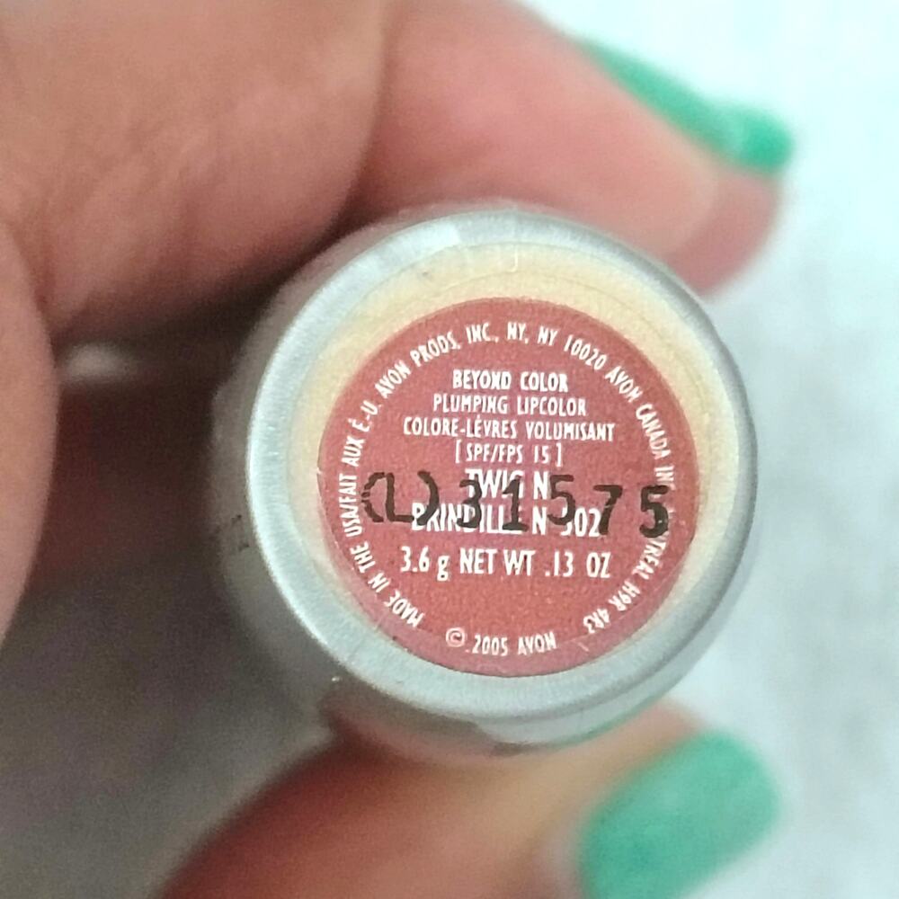 Avon Beyond Color Plumping Lipstick Twig N 502 SPF 15 EXP 06/08 NEW Discontinued
